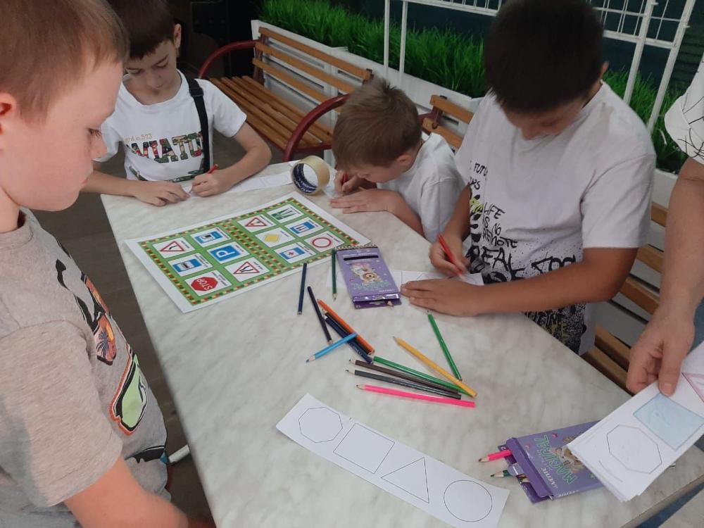 Соблюдай правила дорожного движения
