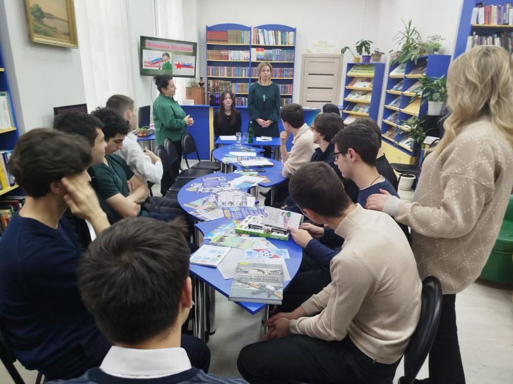 Я человеком быть обязан!
