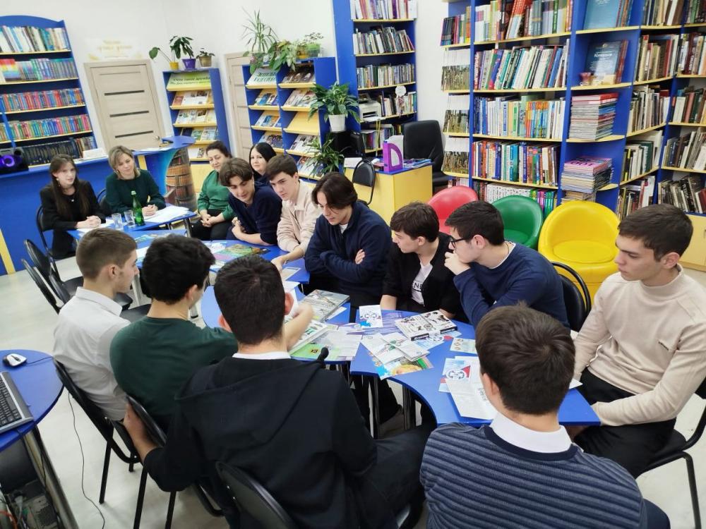 Я человеком быть обязан!
