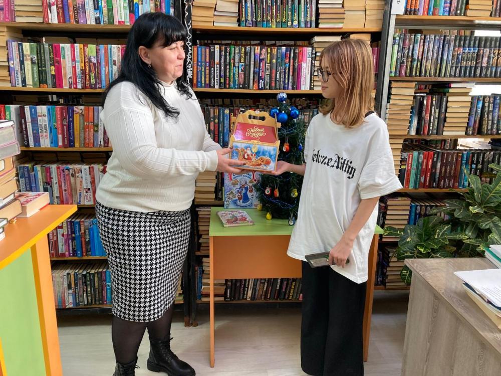 С наступающим Новым годом!
