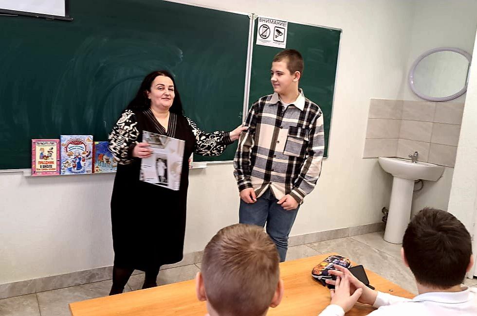 Новогодние традиции и забавы
