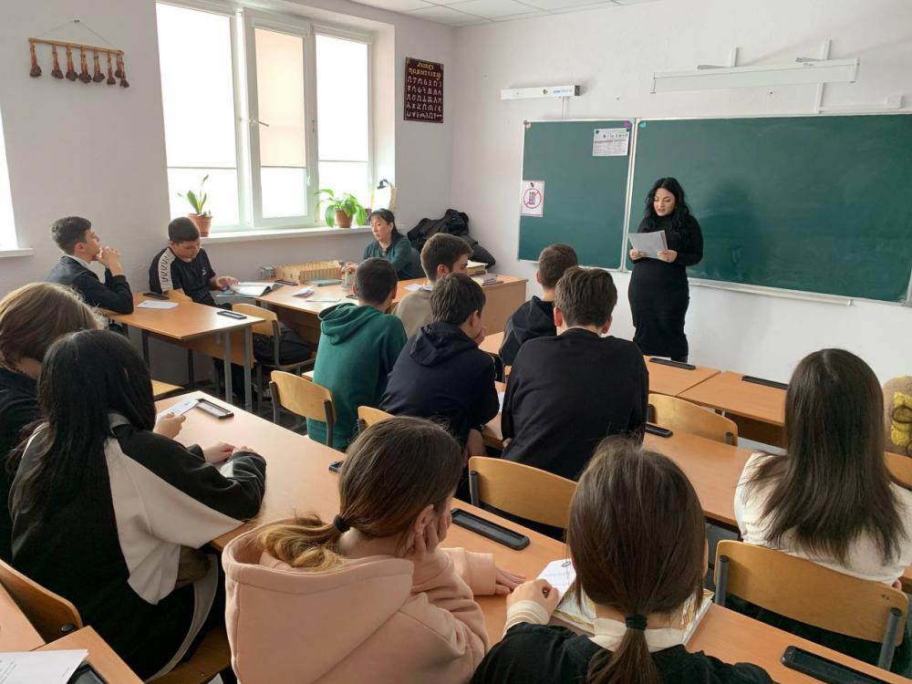 Родной язык душа народа
