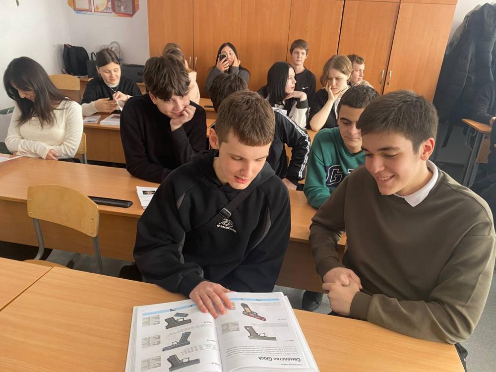 Славные сыны России
