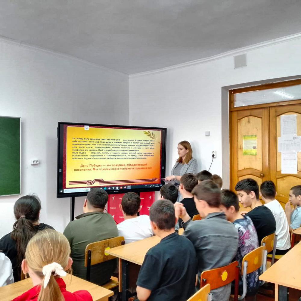 Книжный поезд 2025
