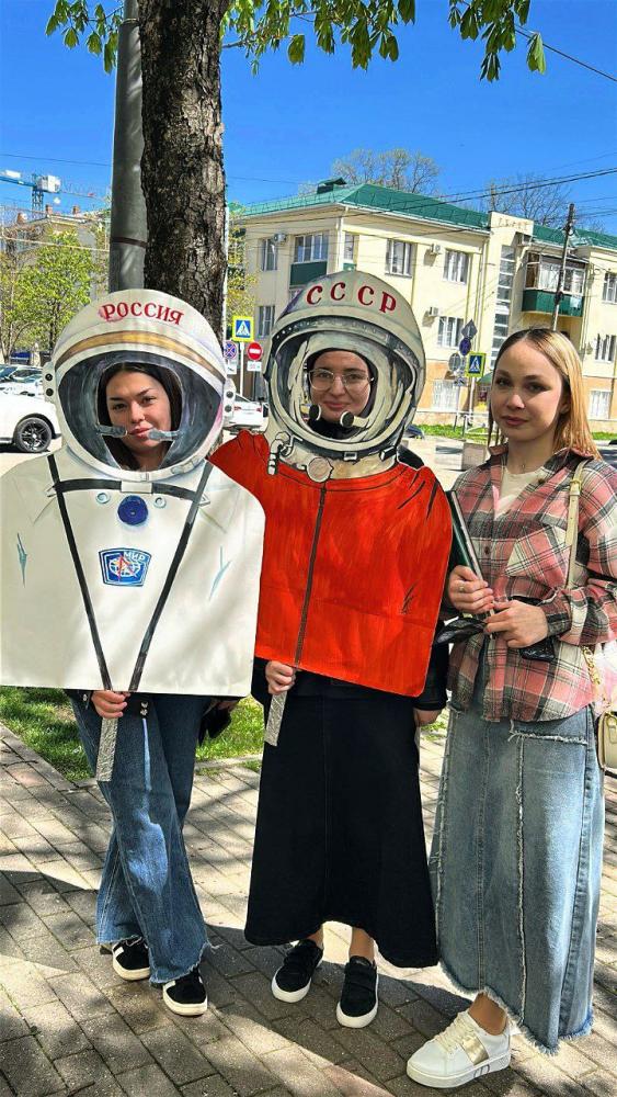 Время первых
