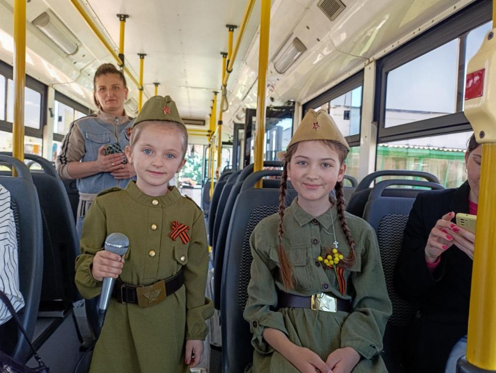 Читающий троллейбус
