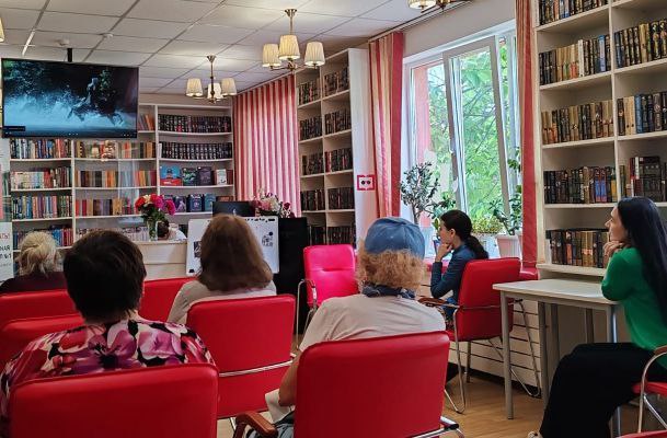 В его душе таится мир особый
