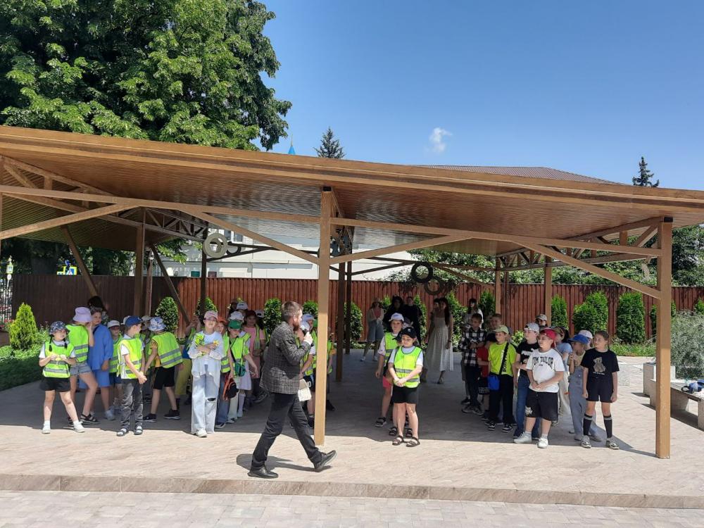 Пионеры-герои
Пионеры-герои