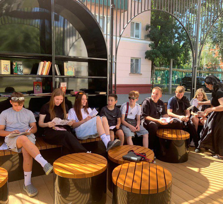 Любовью дорожить умейте
Любовью дорожить умейте