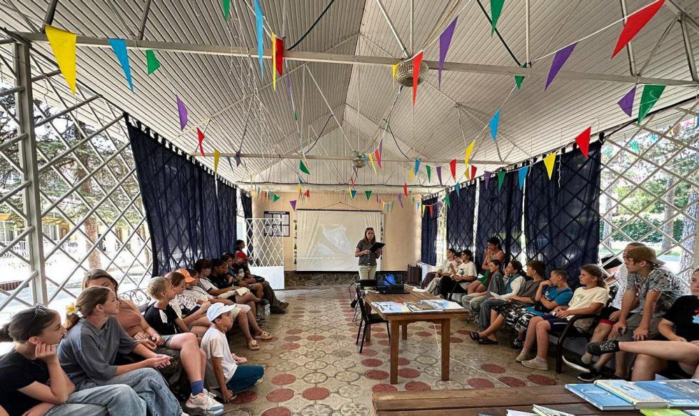 Флоту России -слава!
