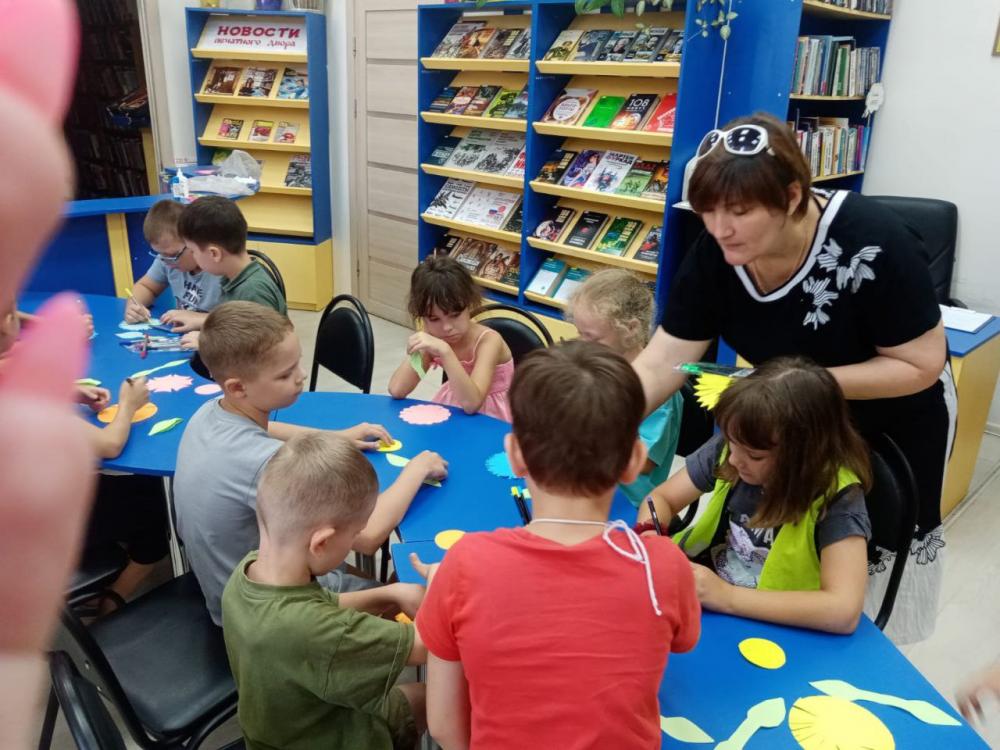 Волшебник мир цветов
