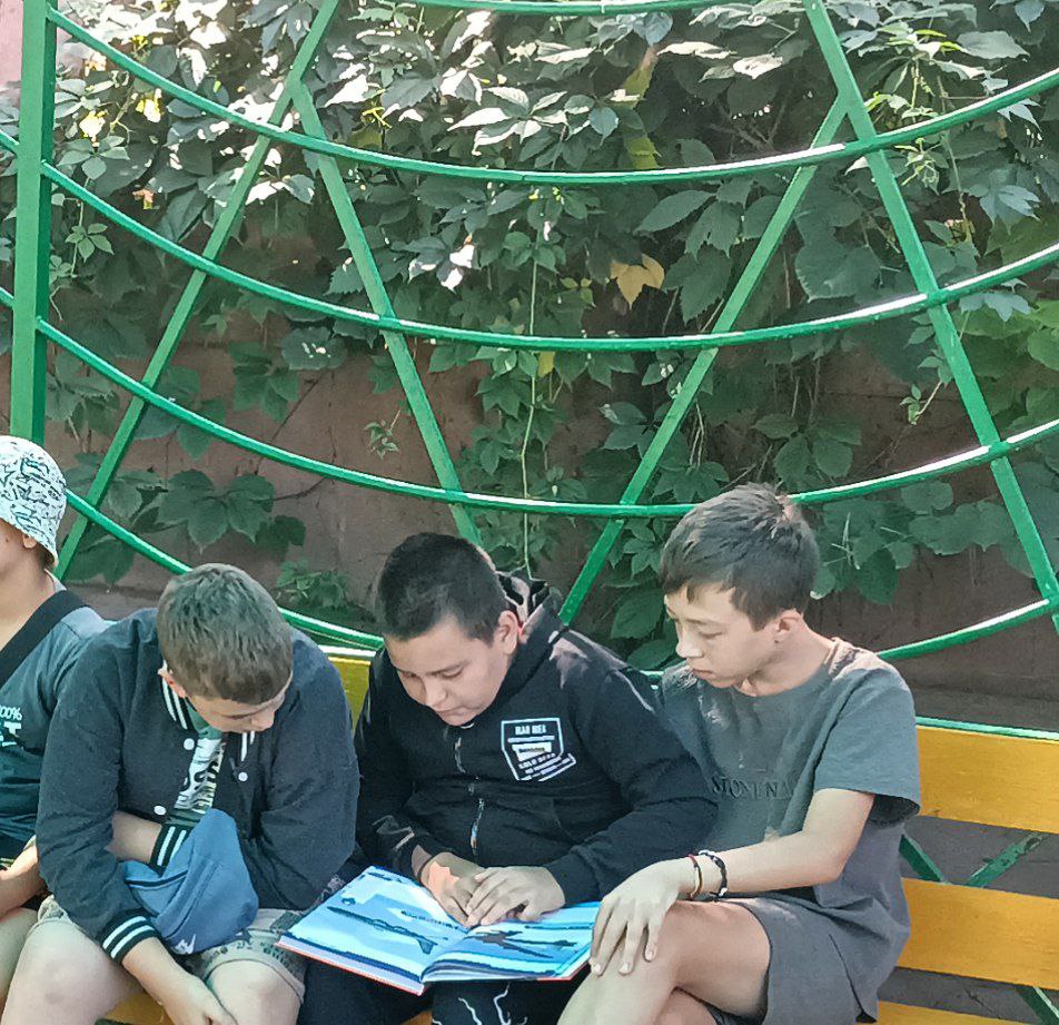 Книжное лето в "Лани"!
