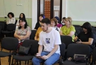 Народный поэт - ашуг
