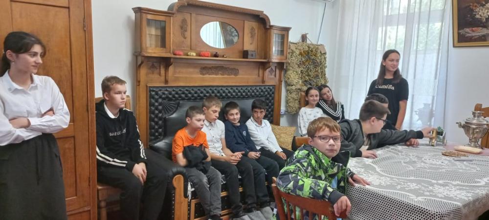 к дню рождения Евгения Шварца
к дню рождения Евгения Шварца