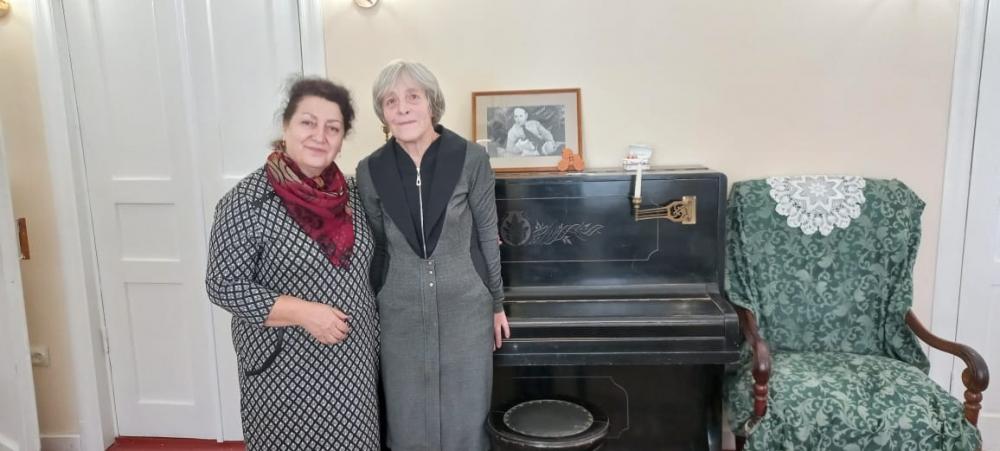 к дню рождения Евгения Шварца
к дню рождения Евгения Шварца