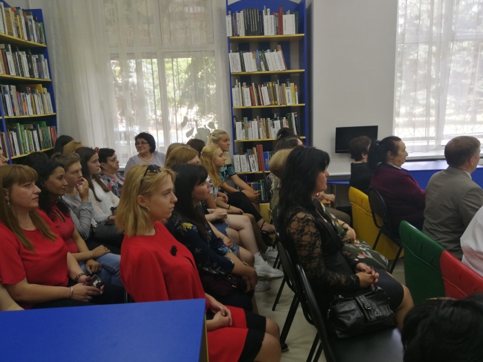 "К нам всегда открыты двери!" 