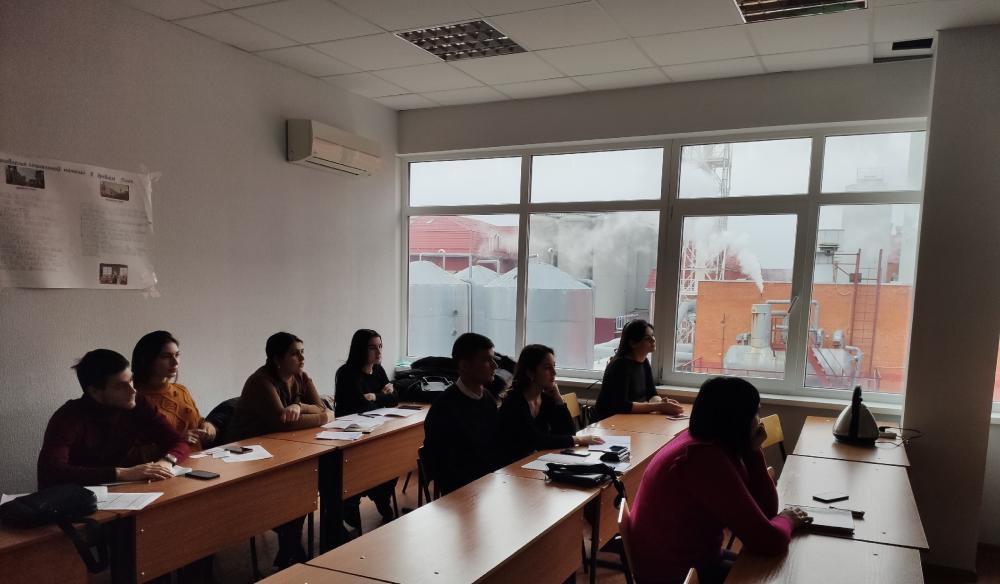 Международный женский день