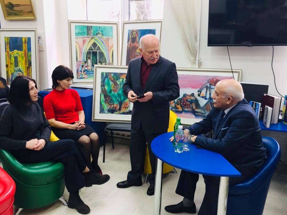 Встреча с Теучежем Катом (нар.художник РФ)