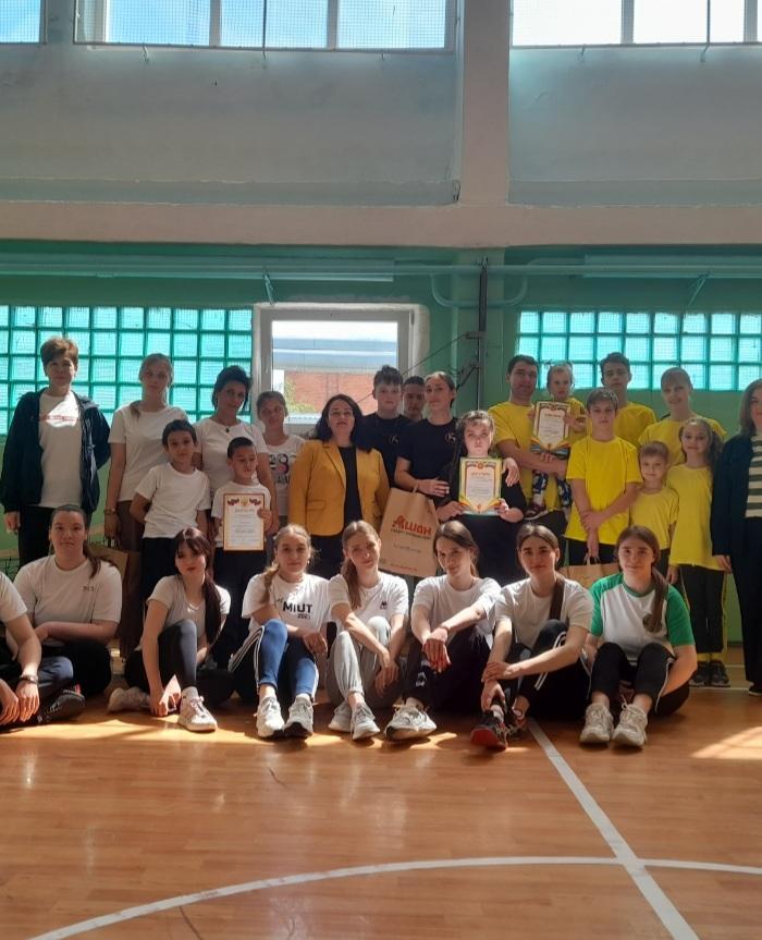 Всей семьей на выходной!
Всей семьей на выходной!