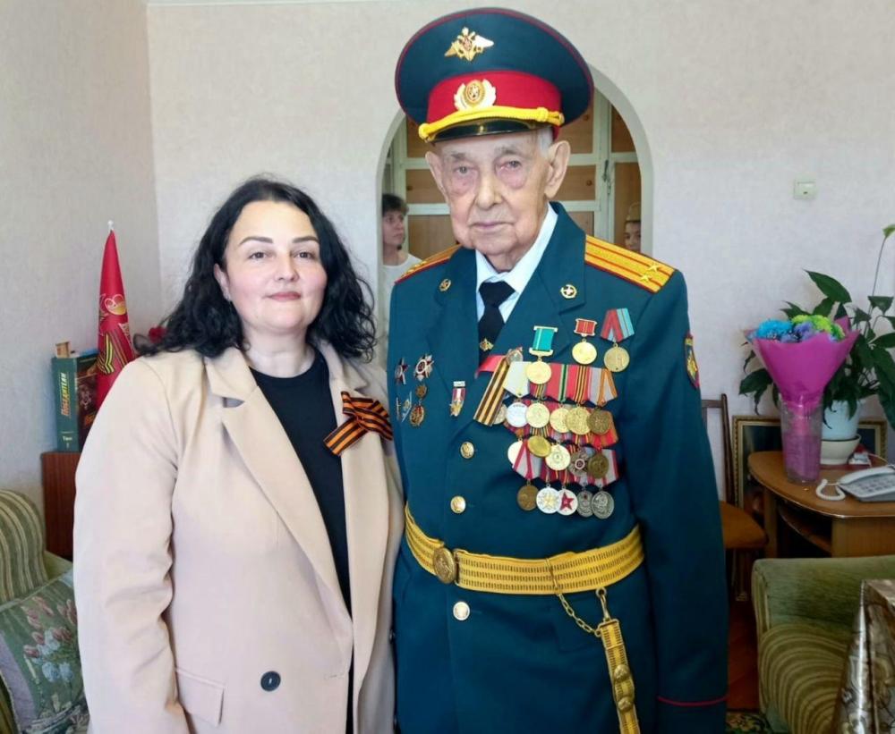 Поздравления ветеранов
