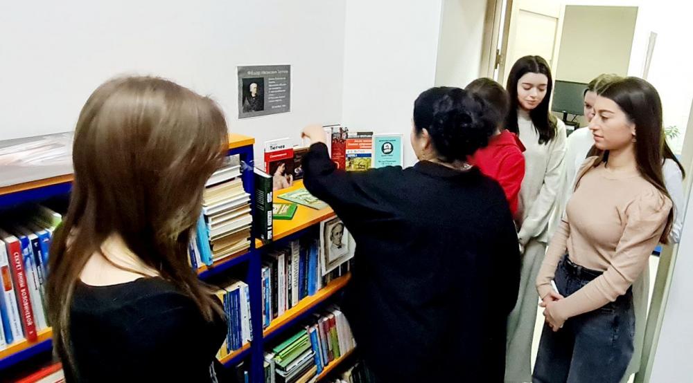 Поэт гармонии и красоты
