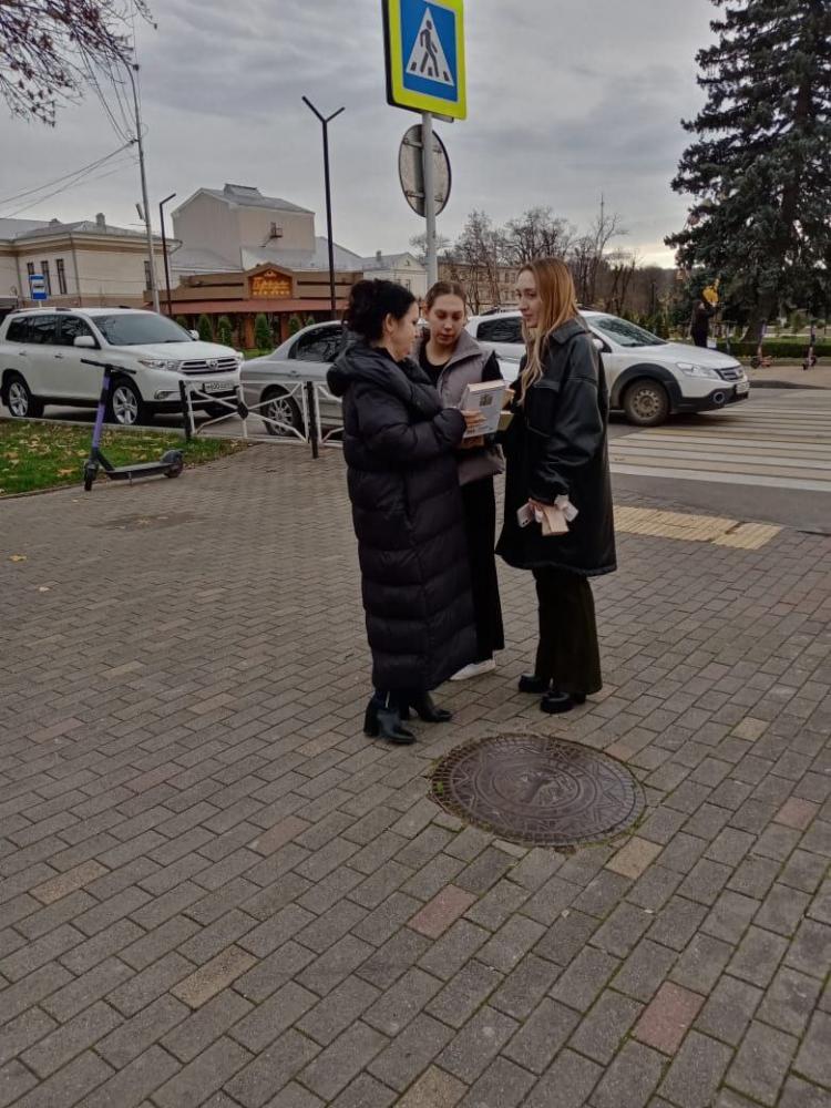 Вечера за чтением книги
