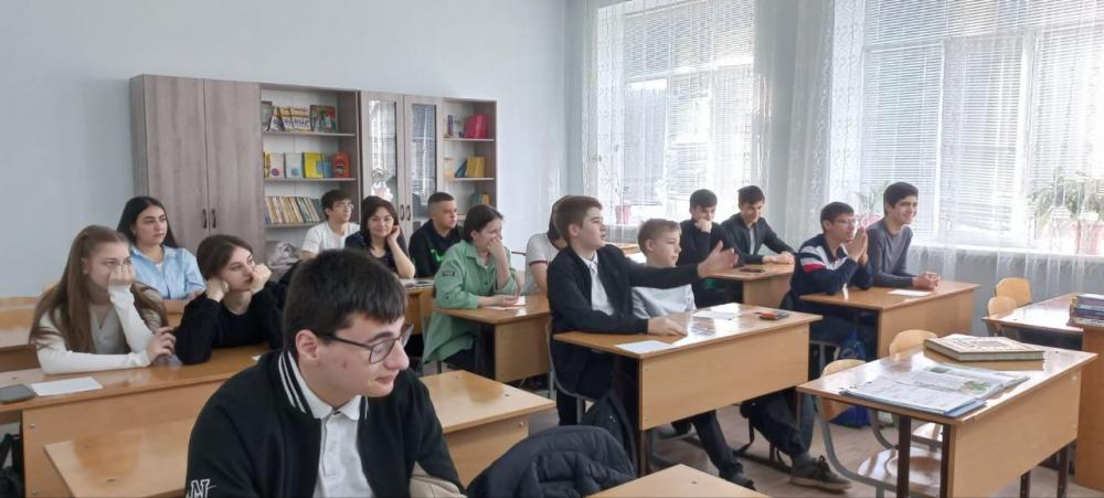 Волшебный край! Очей отрада!
