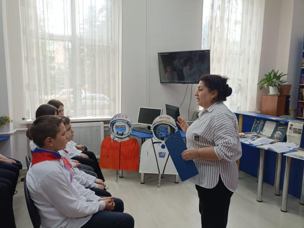 Ко дню космонавтики
