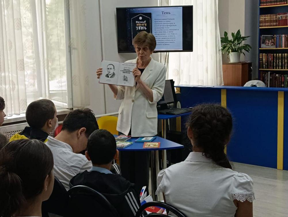 Жил-был сказочник Евгений Шварц
