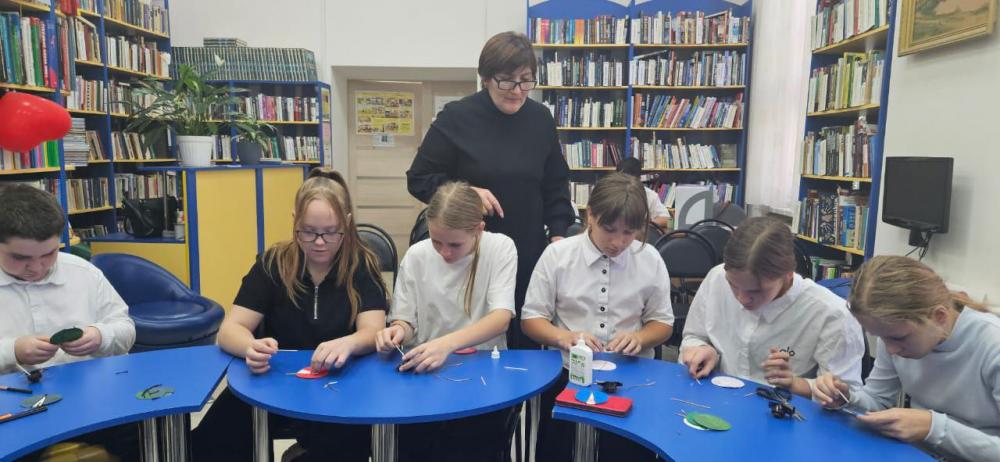 Адыгский костюм традиции и современность
Адыгский костюм традиции и современность