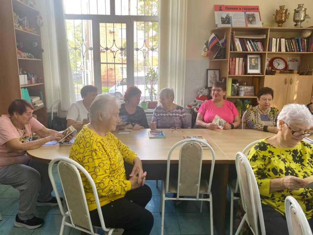 Мудрой осени - счастливые мгновения
