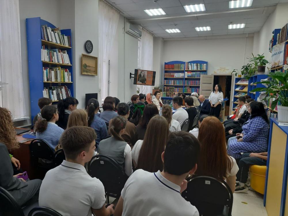 Илъэуж литературэм къыхэнагъ
