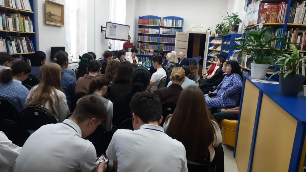 Илъэуж литературэм къыхэнагъ
