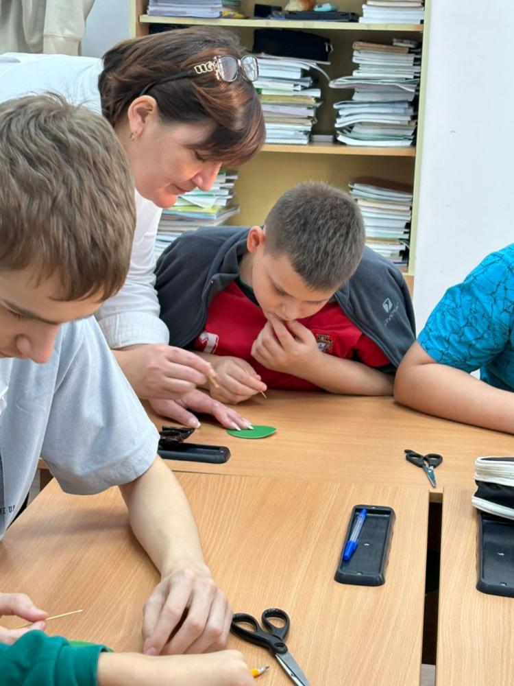 Краски жизни через творчество
Краски жизни через творчество