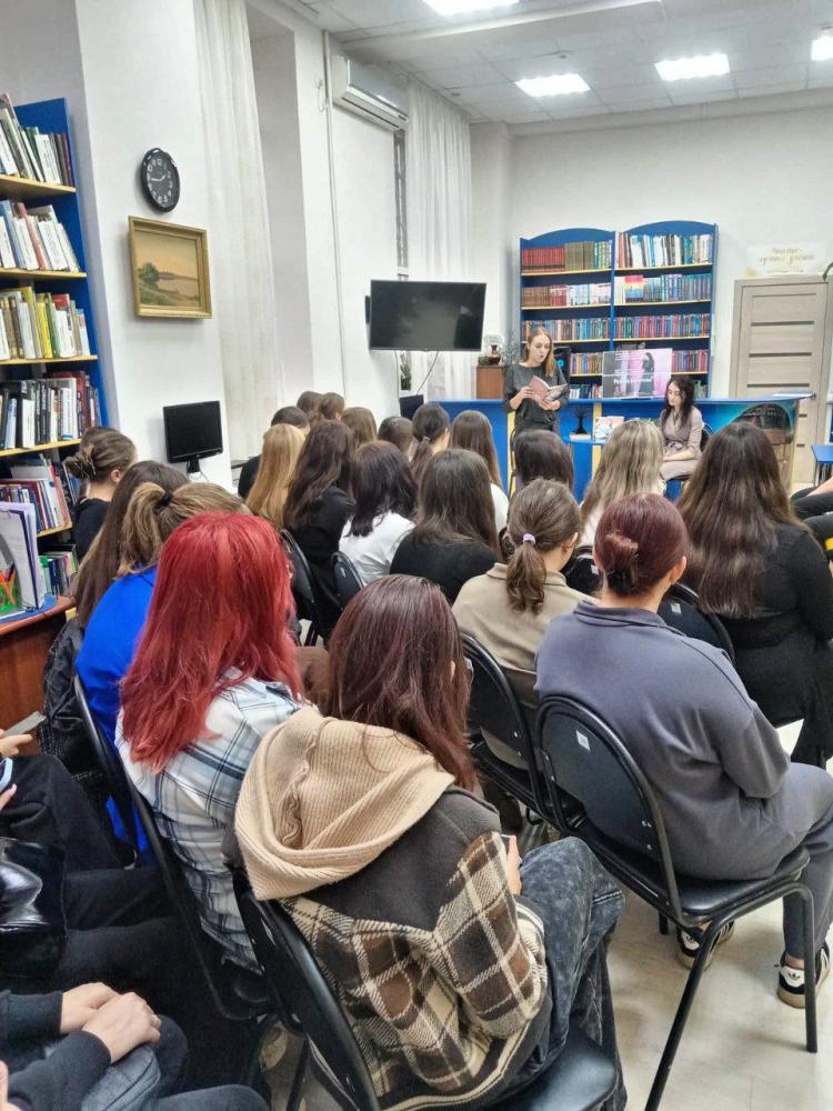 И пусть поэзия польётся из сердца
