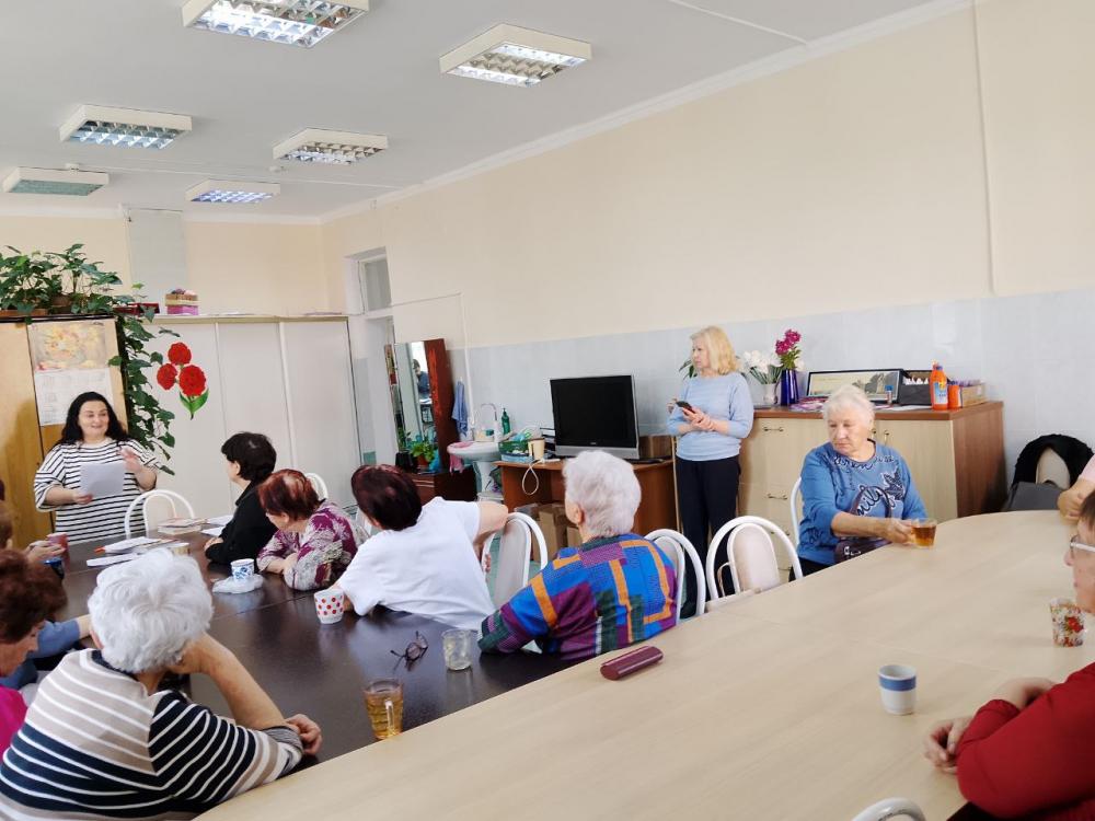 Воспеваю то, что вечно
