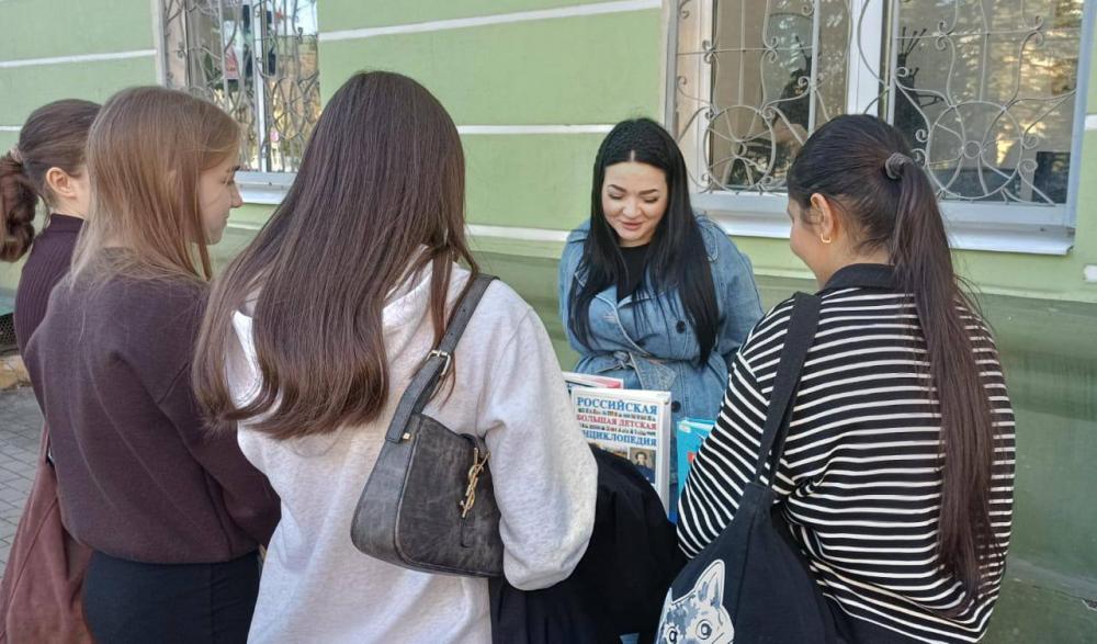 Наши помощники - словари и энциклопедии
