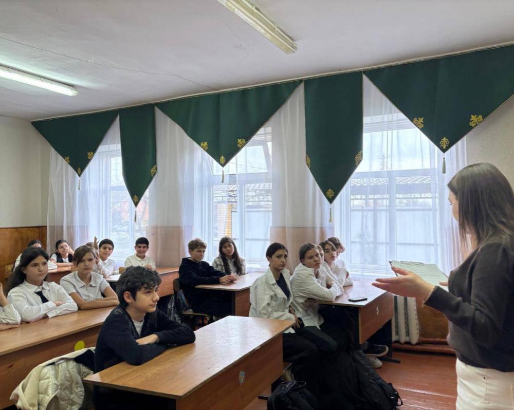 Славные сыны отечества
