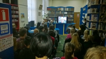 «Солнечный жрец», или праздник красок Нурбия Ловпаче 